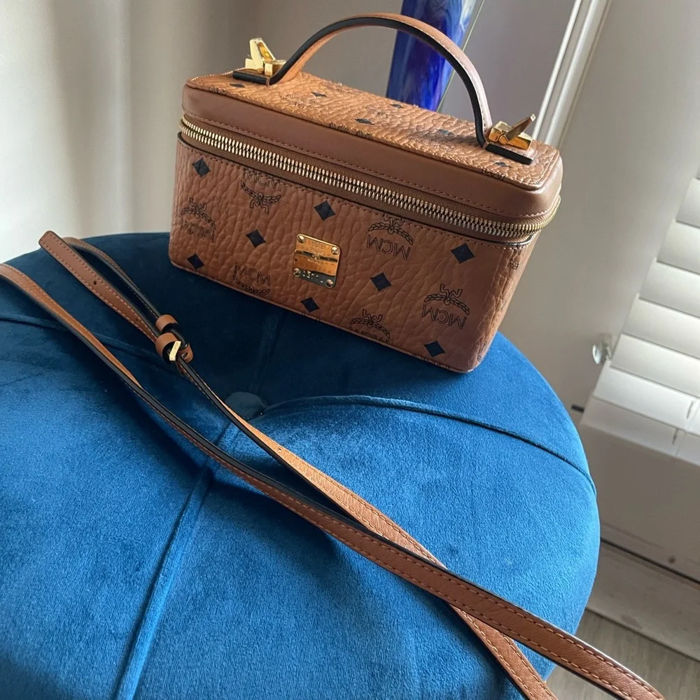 MCM ヴァニティ　ショルダー　バッグ MCM | Bags | Mcm Vanity Box Bag | Poshmark